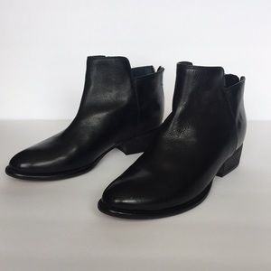 Seychelles Leather Black Booties